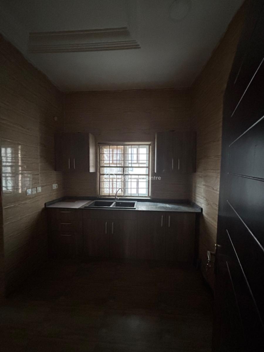 Luxury 2-bedroom Apartment, After Navy Quarters, Jahi, Abuja, Flat / Apartment for Rent