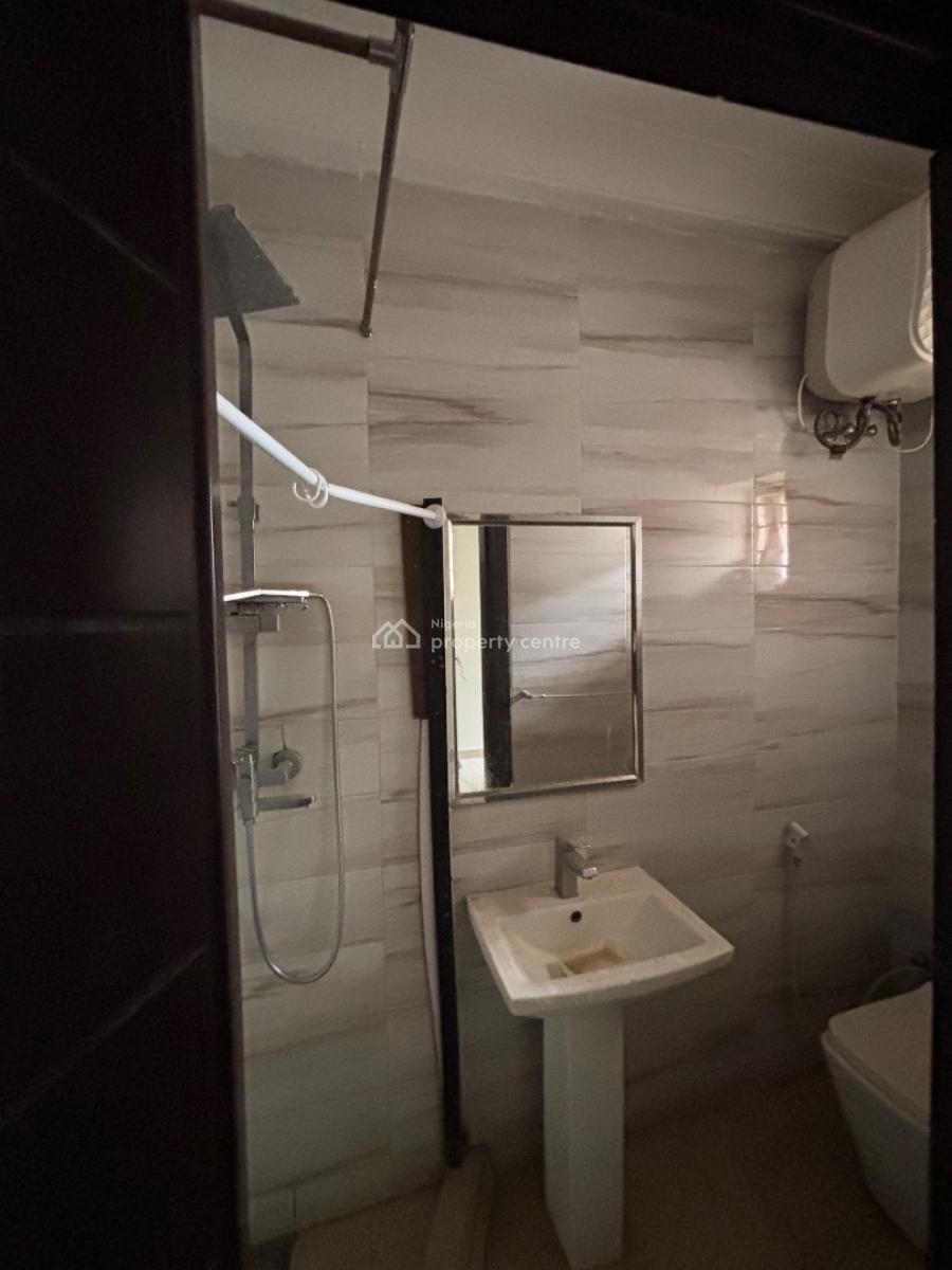 Luxury 2-bedroom Apartment, After Navy Quarters, Jahi, Abuja, Flat / Apartment for Rent