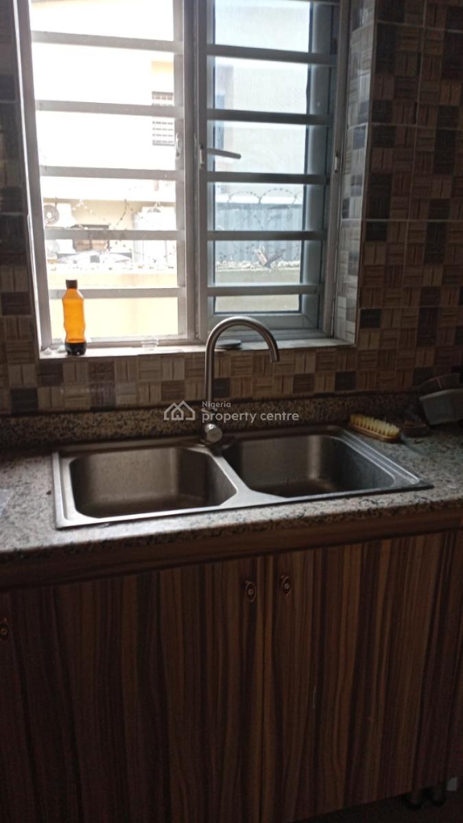 Luxury 2 Bedroom Up for Grabs, Osapa, Lekki, Lagos, Flat / Apartment for Rent