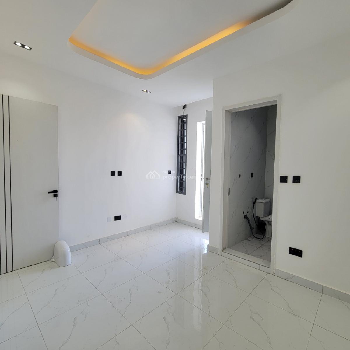 Aesthetically Pleasing 2 Bedroom Apartment Within a Secured Environmen, Ikate, Lekki, Lagos, Flat / Apartment for Sale