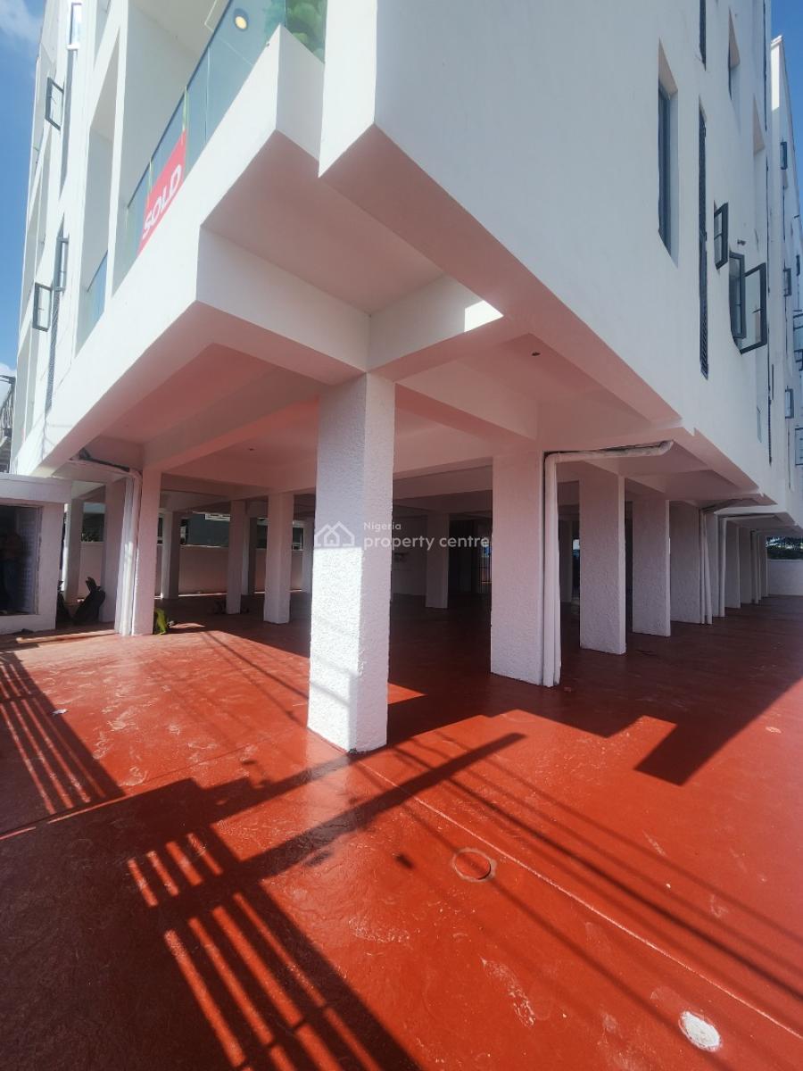 Luxury 2 Bedroom Apartment with an Elevator, Gym, & Pool, Ikate, Lekki, Lagos, Flat / Apartment for Sale