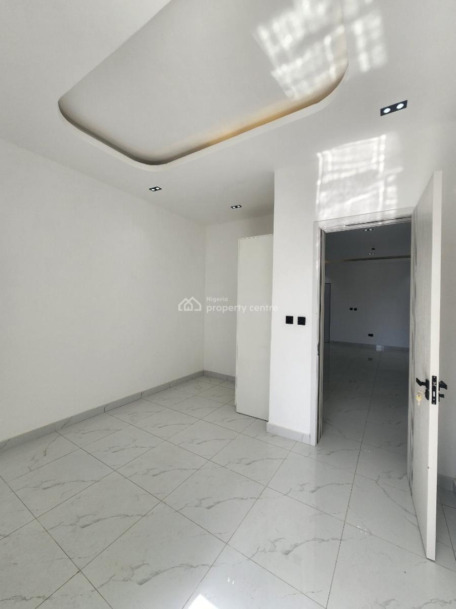 Luxury 2 Bedroom Apartment with an Elevator, Gym, & Pool, Ikate, Lekki, Lagos, Flat / Apartment for Sale