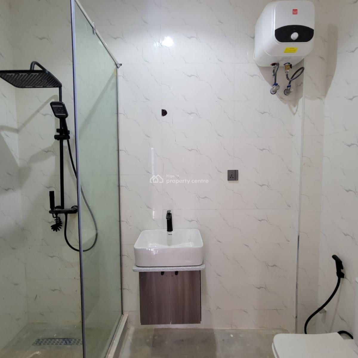 Gorgeous 3 Bedroom Apartment Within a Serene Environment with Bq, Ikate, Lekki, Lagos, Flat / Apartment for Sale