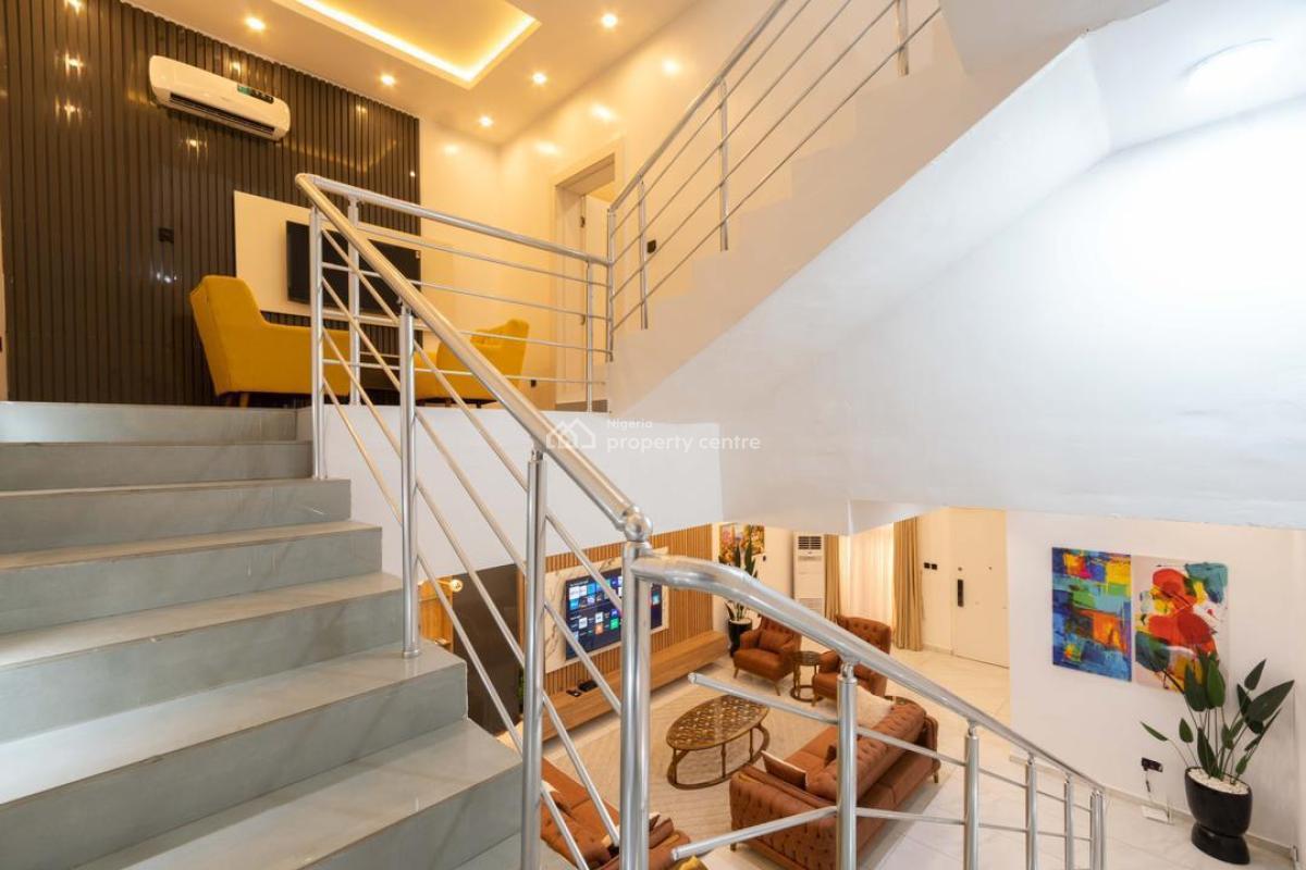 Luxury 4 Bedroom Waterfront Apartment, Lekki Phase 1, Lekki, Lagos, Flat / Apartment Short Let