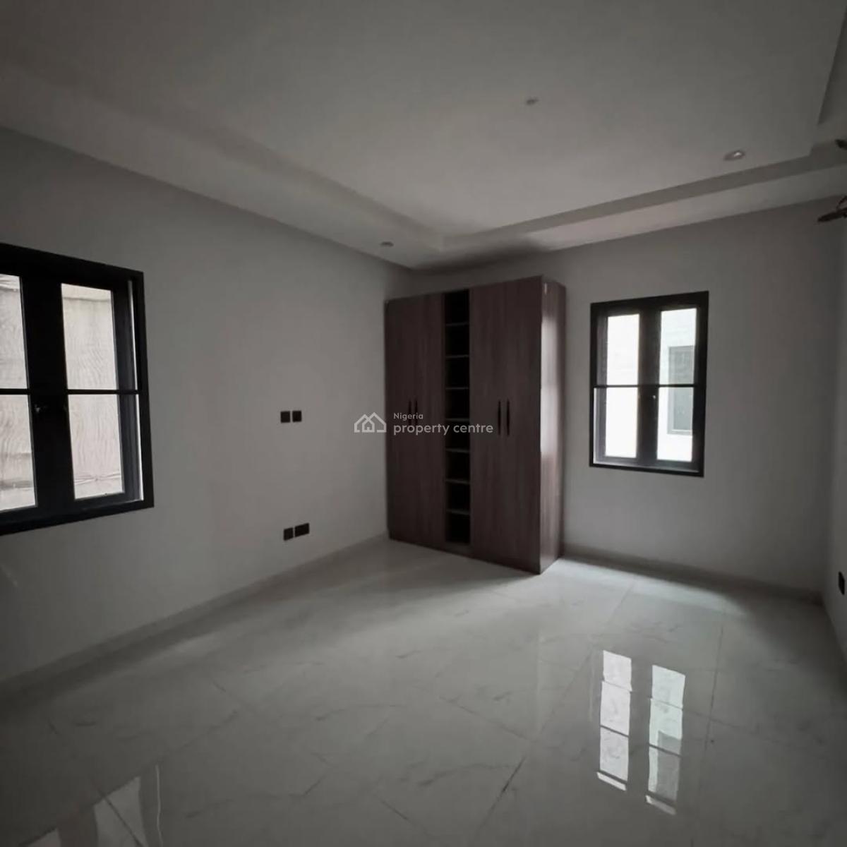Luxurious 3 Bedroom with Bq, Ikate Elegushi, Lekki, Lagos, Flat / Apartment for Sale