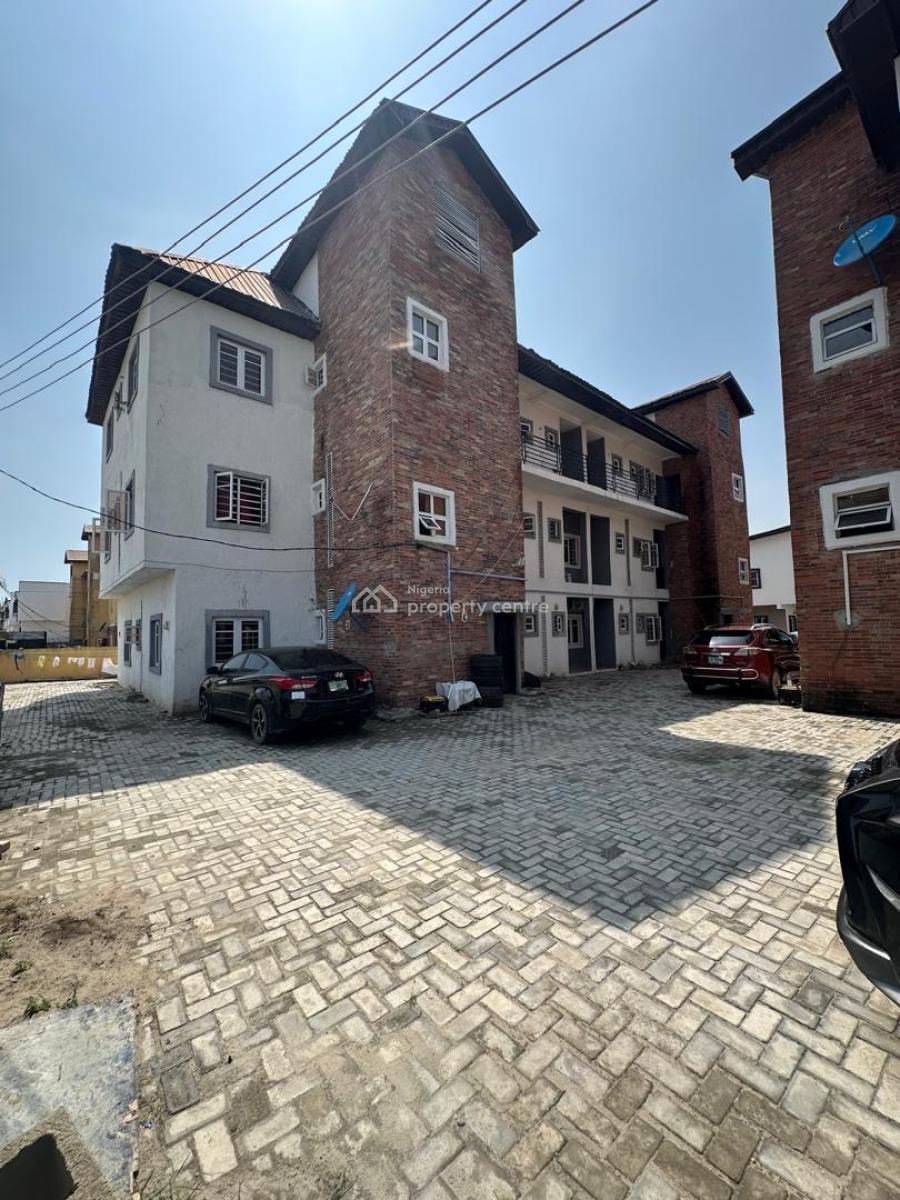 2 Bedroom Semi Furnished, Ikota, Lekki, Lagos, Block of Flats for Sale