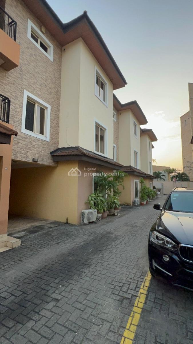 a Well-designed 4-bedroom Terrace Duplex with Bq, Lekki Phase 1, Lekki, Lagos, House for Rent