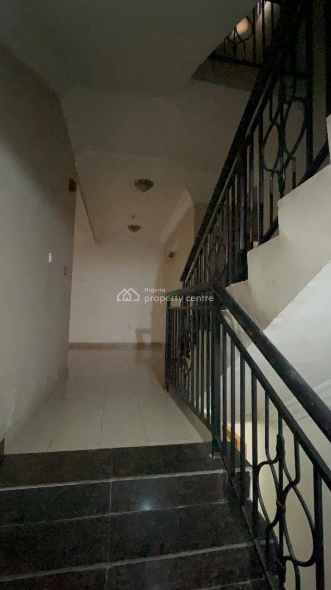a Well-designed 4-bedroom Terrace Duplex with Bq, Lekki Phase 1, Lekki, Lagos, House for Rent