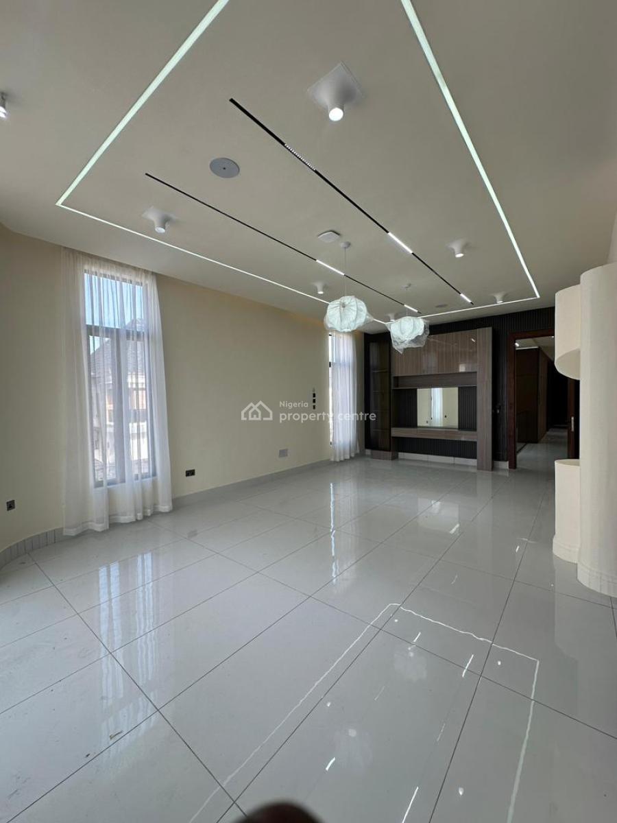 5 Bedroom Well Finished Fully Detached Duplex with Swimming Pool + Bq, 2nd Toll Gate, Lekki, Lagos, Detached Duplex for Sale