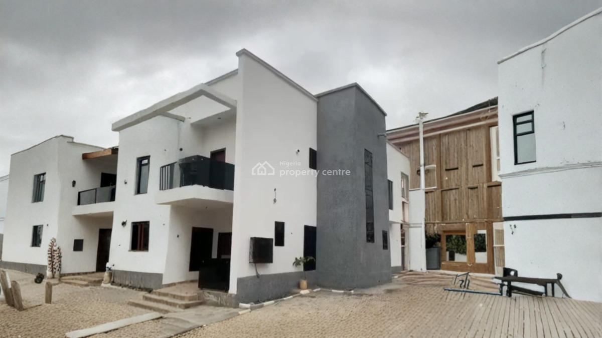 Luxury 4-bedroom Semi-detached Duplex with Bq -- Perfectly Designed, Durumi, Abuja, Semi-detached Duplex for Rent