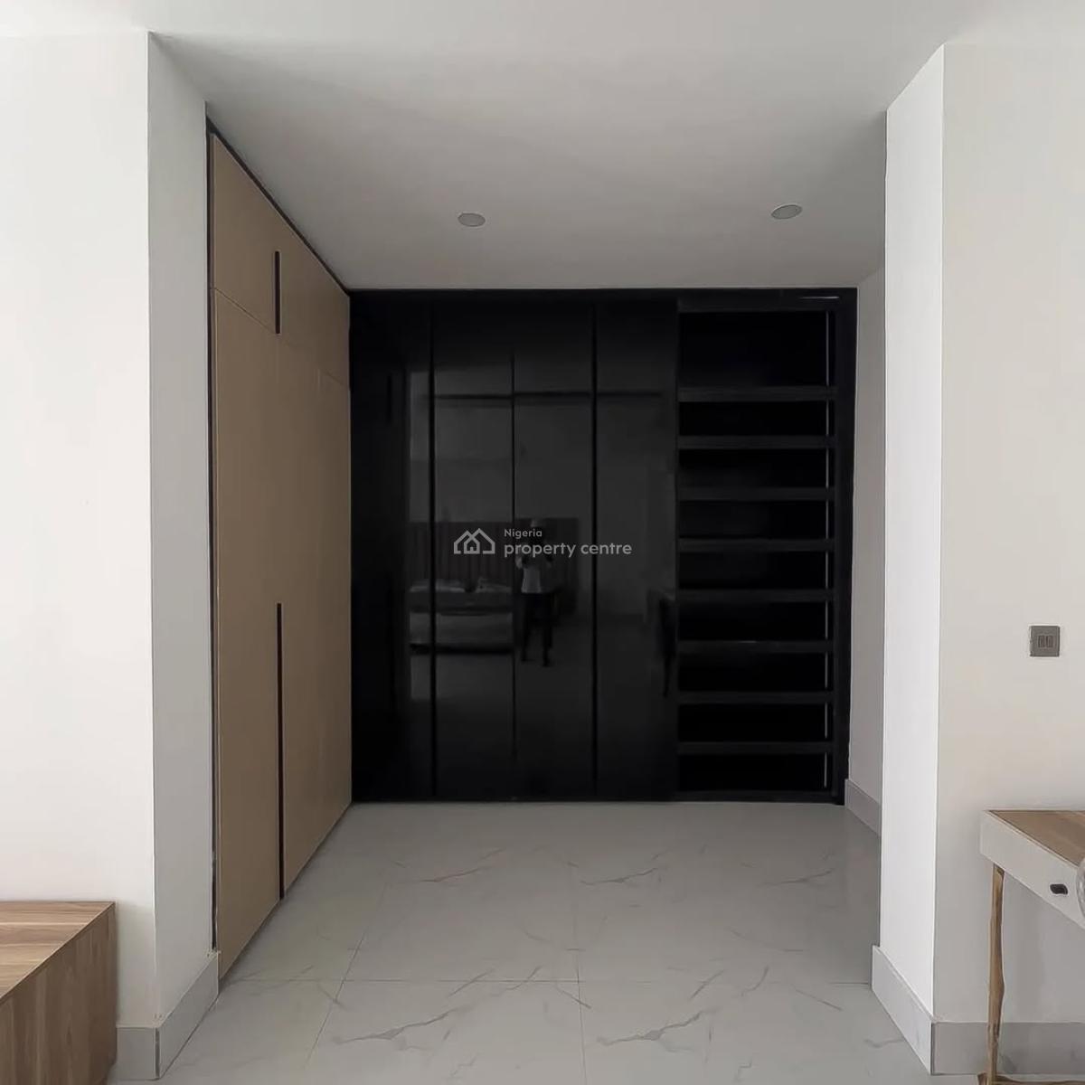 Luxurious 4 Bedroom Mansionatte& Penthouse, Banana Island, Ikoyi, Lagos, Detached Duplex for Sale