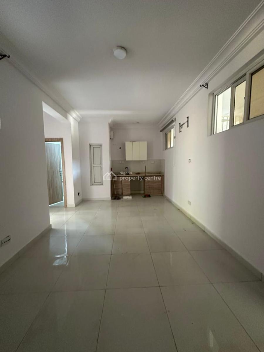2 Bedroom Apartment with Elevator, Chevron, Lekki, Lagos, Flat / Apartment for Rent