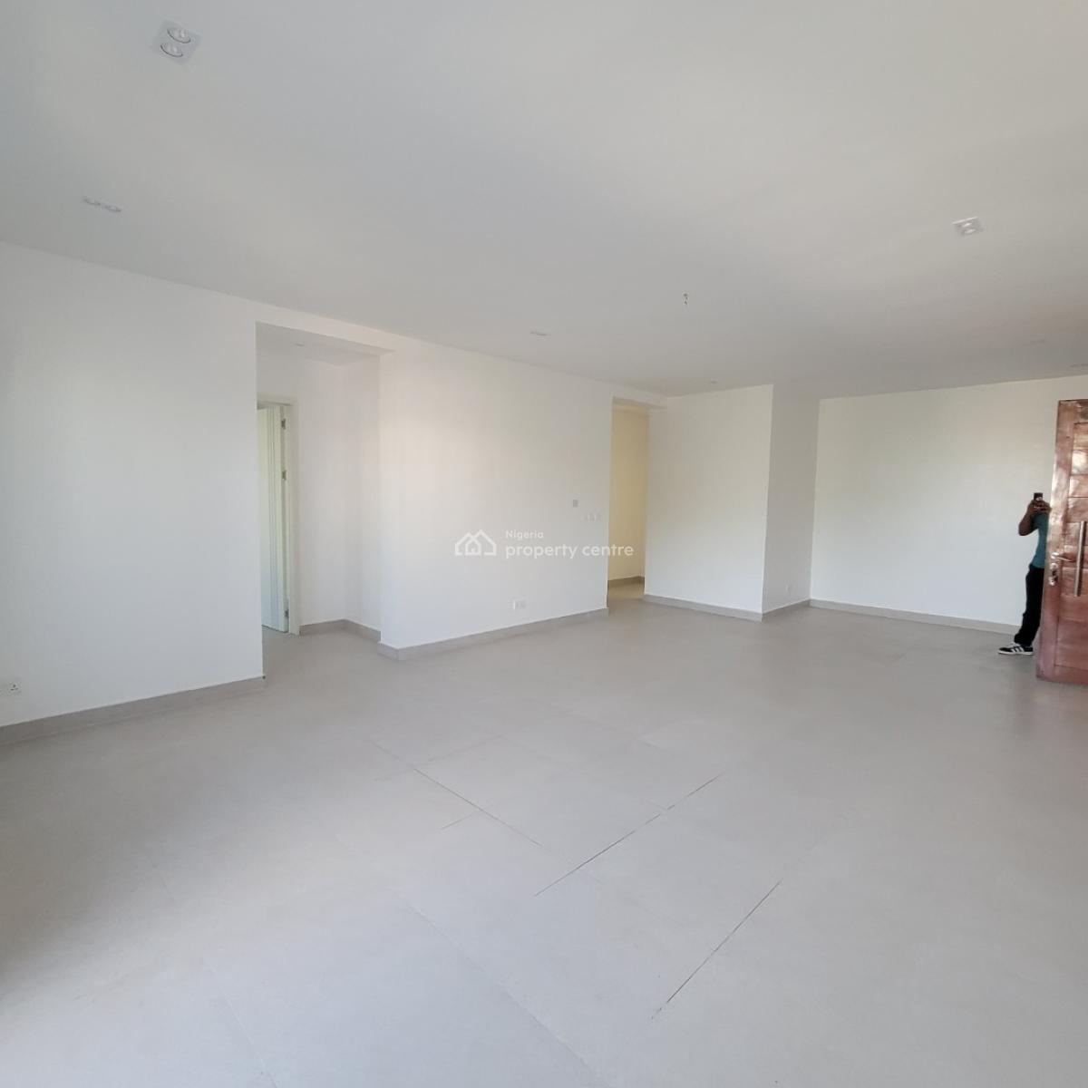 Excellent 3 Bedroom Apartment, Ikate, Lekki, Lagos, Flat / Apartment for Sale