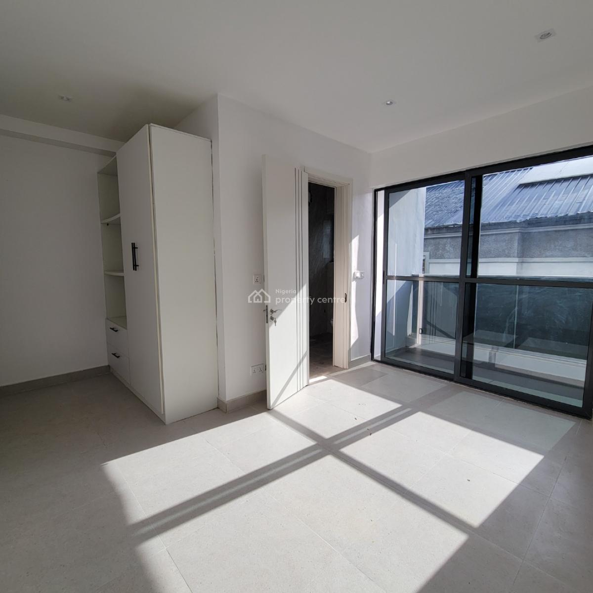 Excellent 3 Bedroom Apartment, Ikate, Lekki, Lagos, Flat / Apartment for Sale