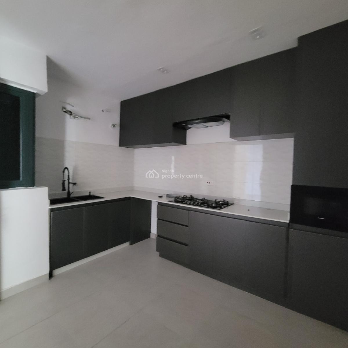 Excellent 3 Bedroom Apartment, Ikate, Lekki, Lagos, Flat / Apartment for Sale