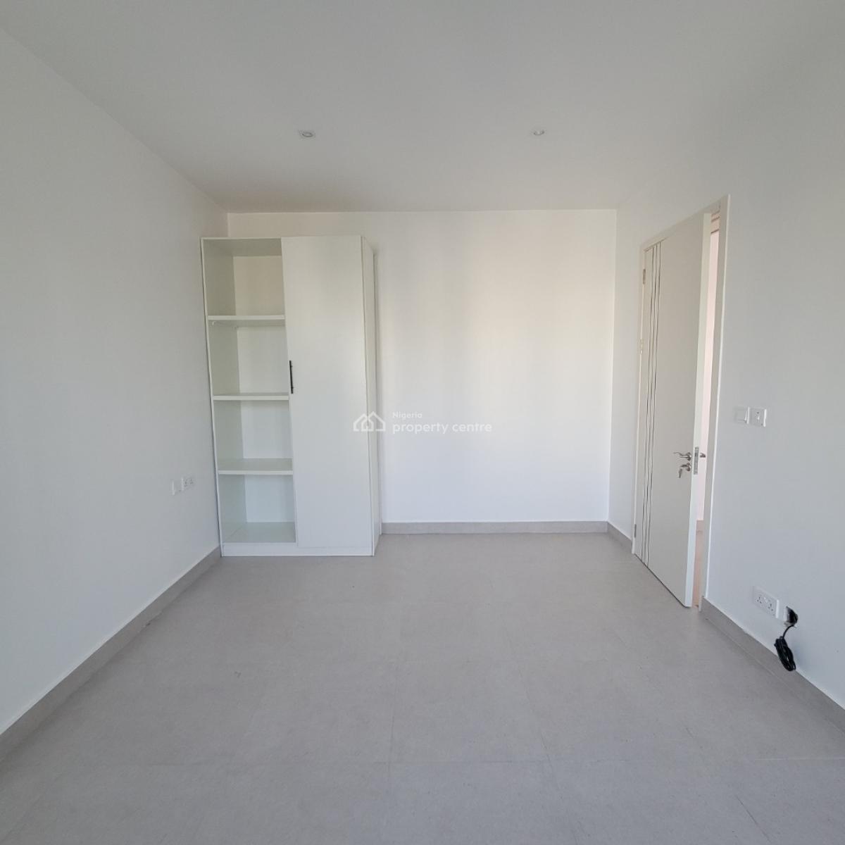 Excellent 3 Bedroom Apartment, Ikate, Lekki, Lagos, Flat / Apartment for Sale