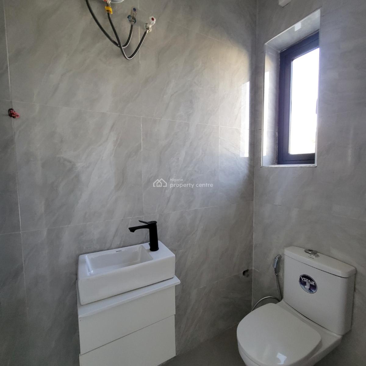 Excellent 3 Bedroom Apartment, Ikate, Lekki, Lagos, Flat / Apartment for Sale