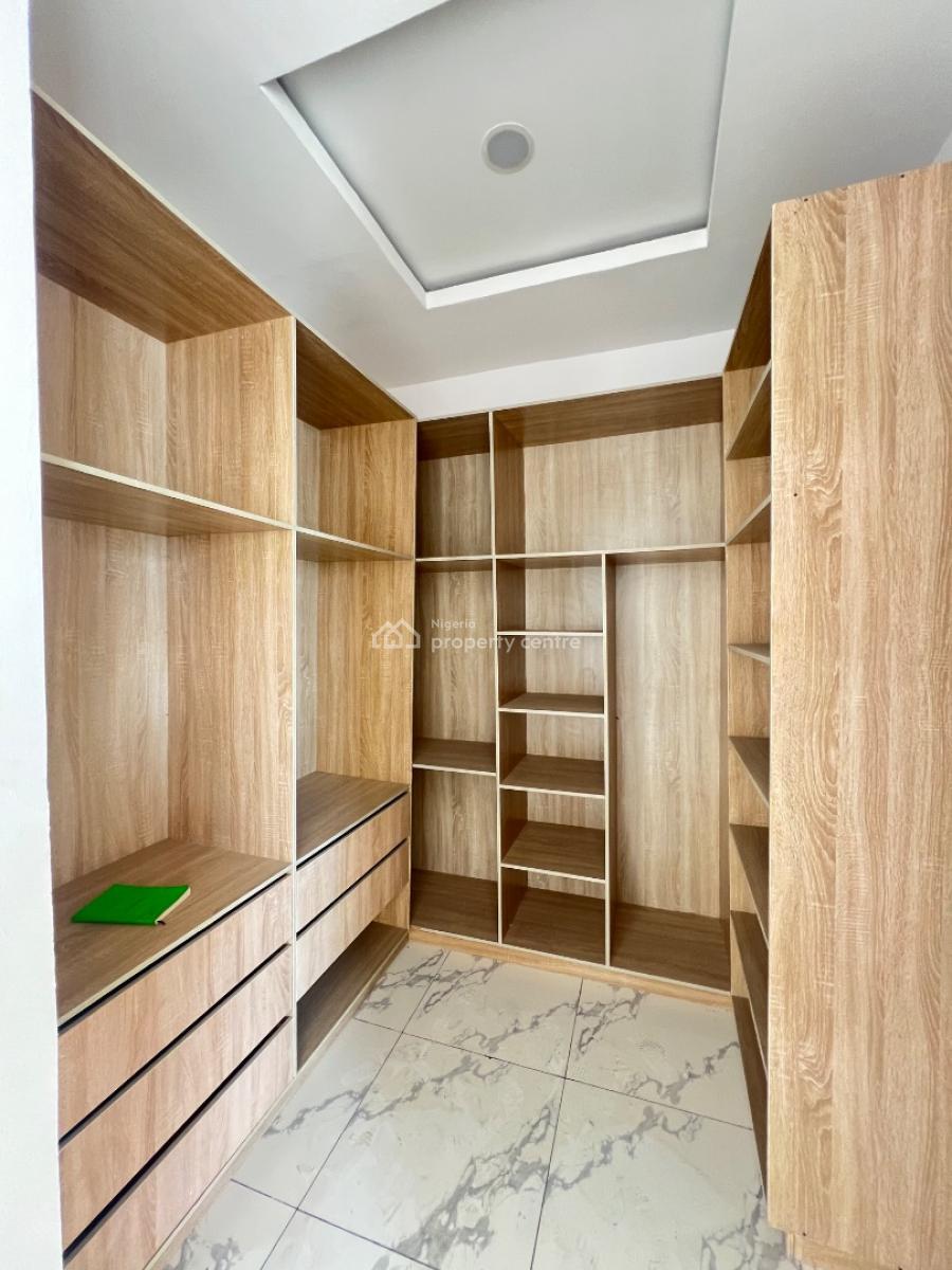 4 Bedroom Semi Detached & Bq, Ologolo, Lekki, Lagos, Semi-detached Duplex for Rent