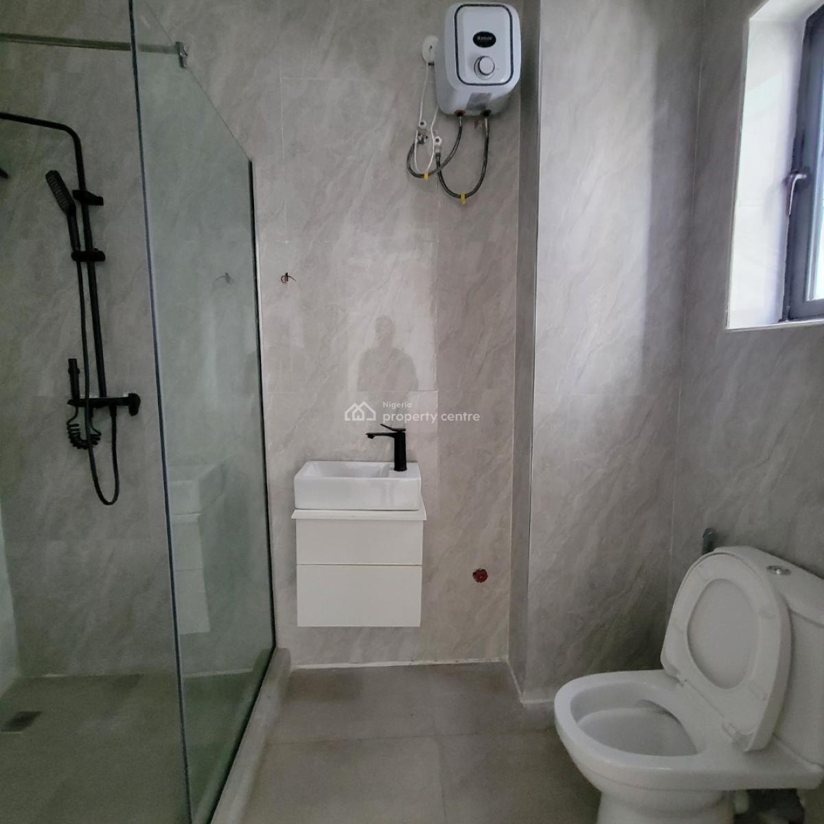 Luxurious 2 Bedroom Apartment Within a Serene Neighborhood, Ikate, Lekki, Lagos, Flat / Apartment for Rent