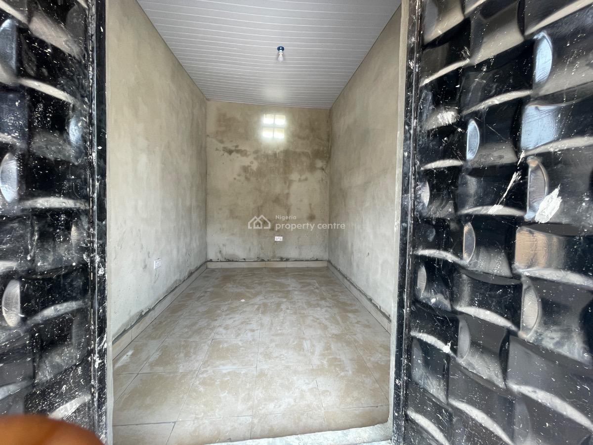 Shop with Semi Furnishings, Gbetu, Awoyaya, Ibeju Lekki, Lagos, Shop for Rent