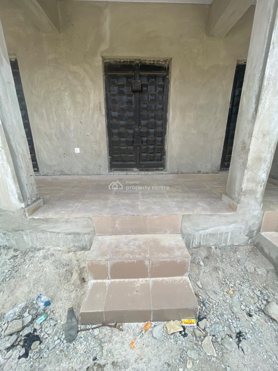 Shop with Semi Furnishings, Gbetu, Awoyaya, Ibeju Lekki, Lagos, Shop for Rent