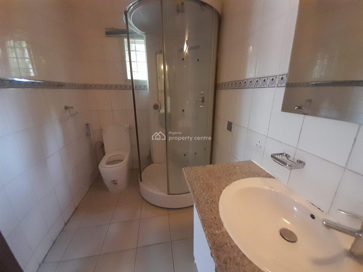 Luxury 2-bedroom Apartment with Swimming Pool  Ideal for Expatriates, Asokoro District, Abuja, Flat / Apartment for Rent