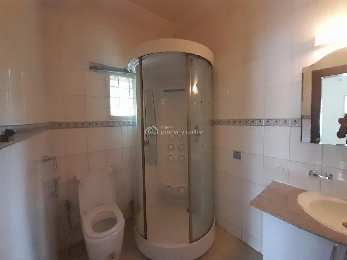 Luxury 2-bedroom Apartment with Swimming Pool  Ideal for Expatriates, Asokoro District, Abuja, Flat / Apartment for Rent