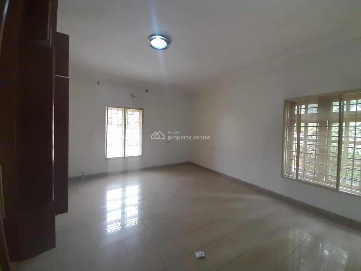 Luxury 2-bedroom Apartment with Swimming Pool  Ideal for Expatriates, Asokoro District, Abuja, Flat / Apartment for Rent