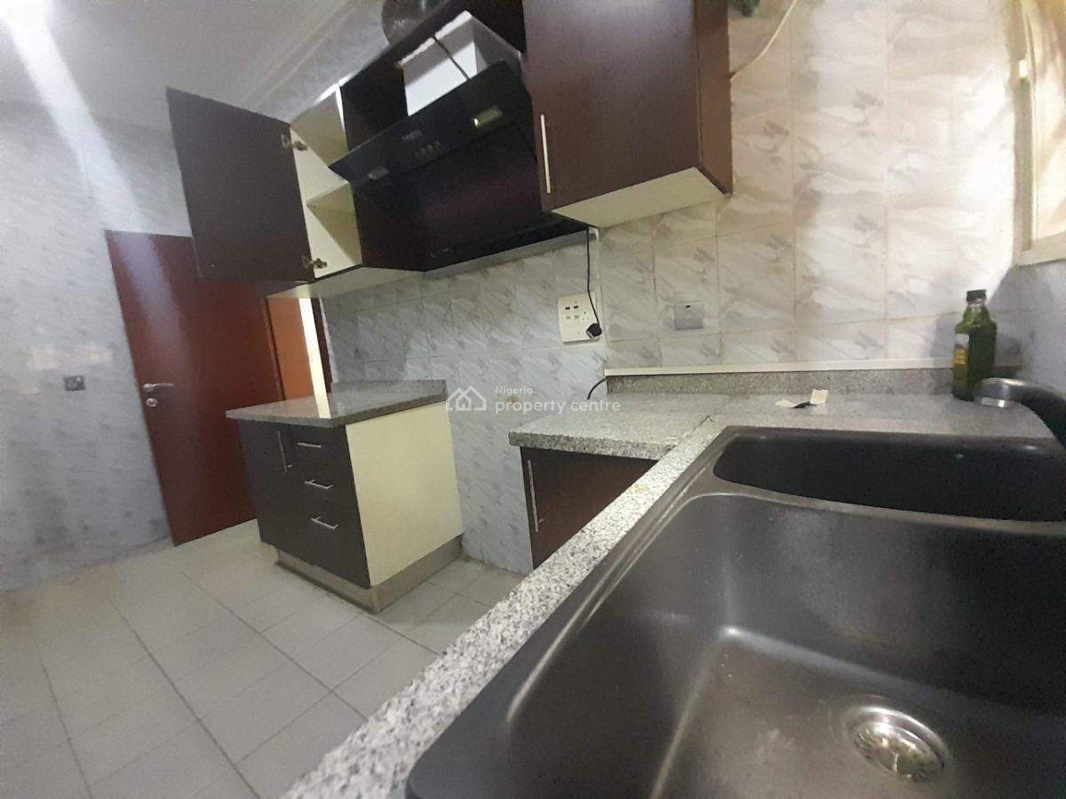 Luxury 2-bedroom Apartment with Swimming Pool  Ideal for Expatriates, Asokoro District, Abuja, Flat / Apartment for Rent