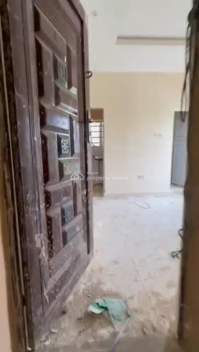 Well Maintained Self Contained, Yaba, Lagos, Self Contain (single Rooms) for Rent