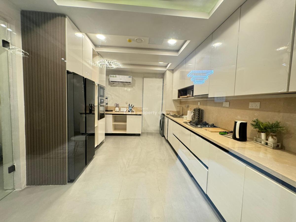 2 Bedroom Flat Fully Furnished  Gym Pool  Rooftop Terrace  86 Inches T, Periwinkle Estate, Lekki Phase 1, Lekki, Lagos, Flat / Apartment for Sale