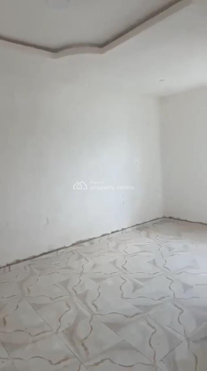 Neatly Used One Bedroom Apartment, Shomolu, Lagos, Mini Flat (room and Parlour) for Rent