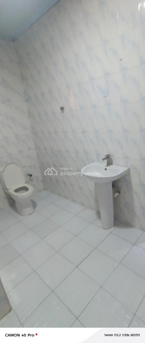 Luxury Mini Flat in Lekki Phase 1, Godwin Omene Street, Lekki Phase 1, Lekki, Lagos, Mini Flat (room and Parlour) for Rent