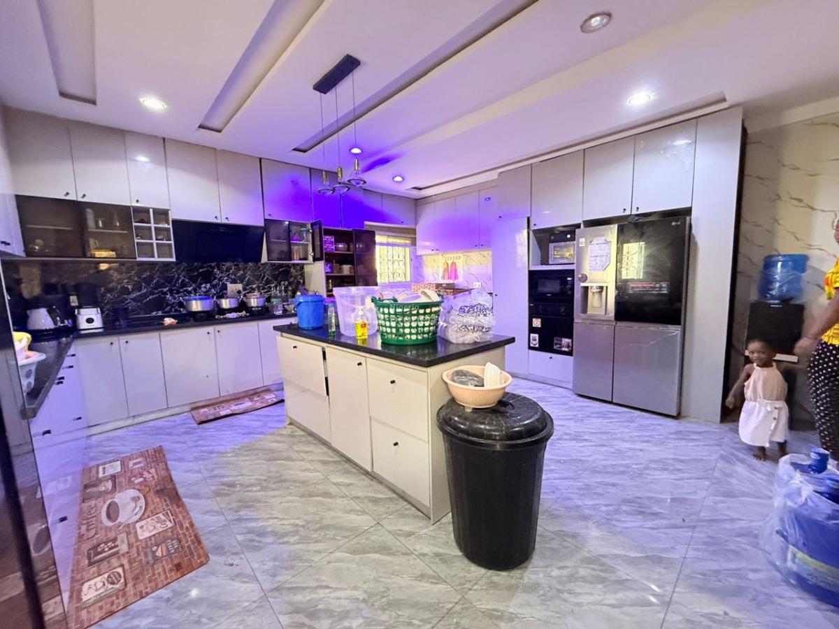 a 5 Bedroom with a 2bedroom Guest Chalet, Life Camp, Abuja, Detached Bungalow for Sale