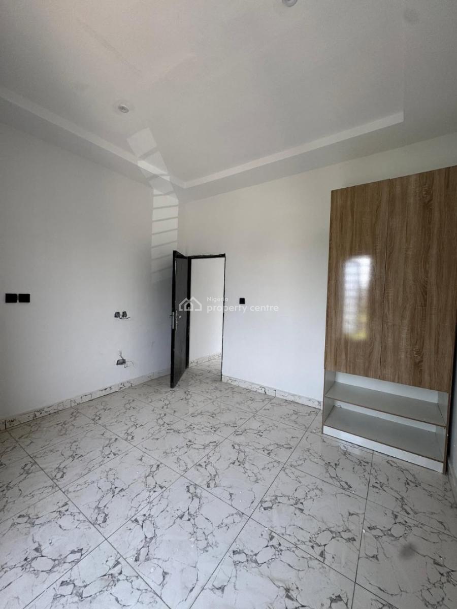 Luxurious 2 Bedroom, Sangotedo, Ajah, Lagos, Flat / Apartment for Sale