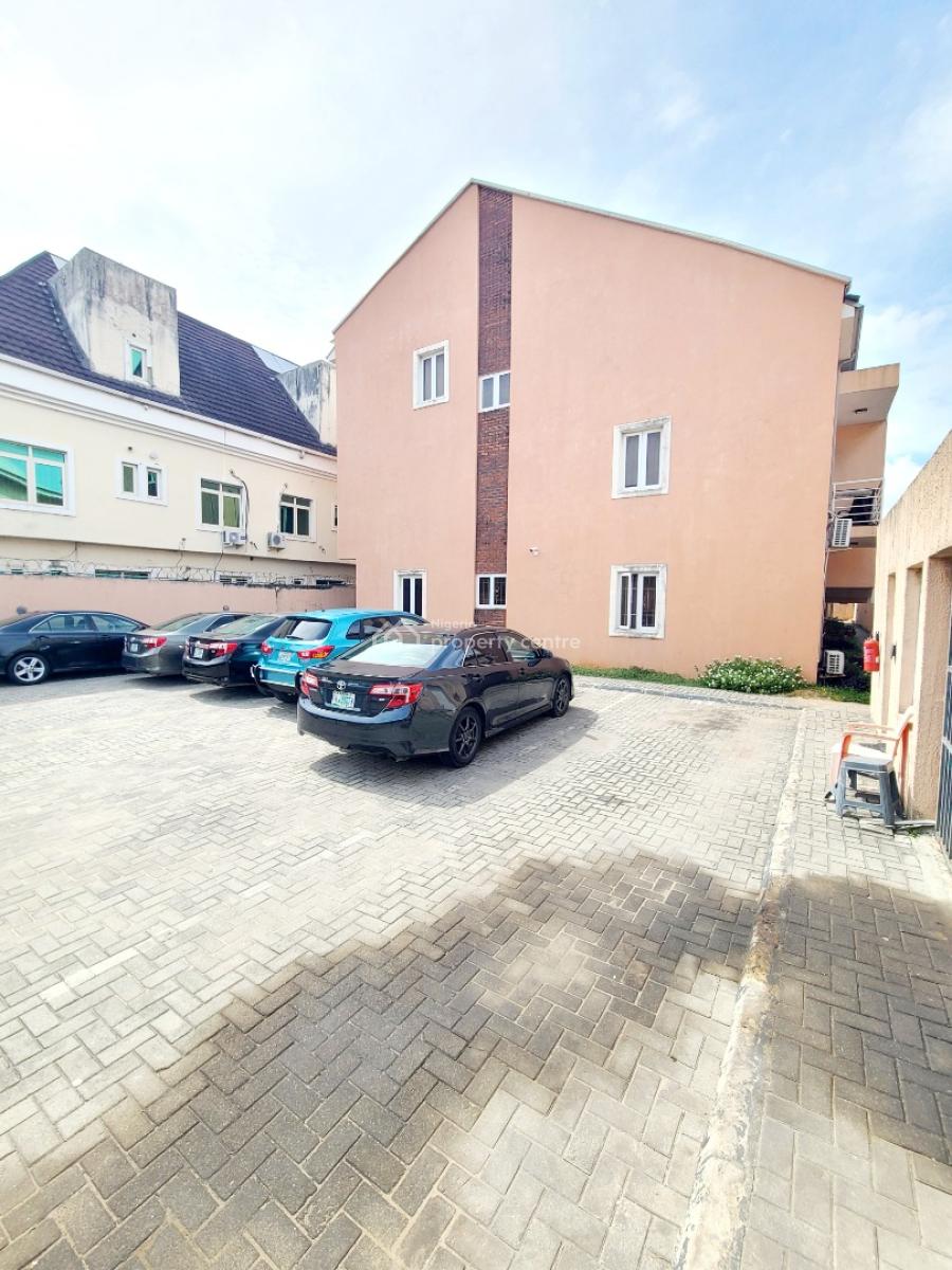 Newly Renovated 2 Bedroom Flat Serviced Apartment, Estate, Agungi, Lekki, Lagos, Flat / Apartment for Rent