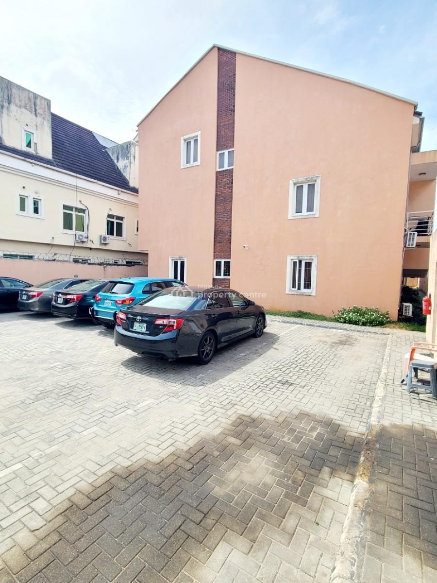 Newly Renovated 2 Bedroom Flat Serviced Apartment, Estate, Agungi, Lekki, Lagos, Flat / Apartment for Rent