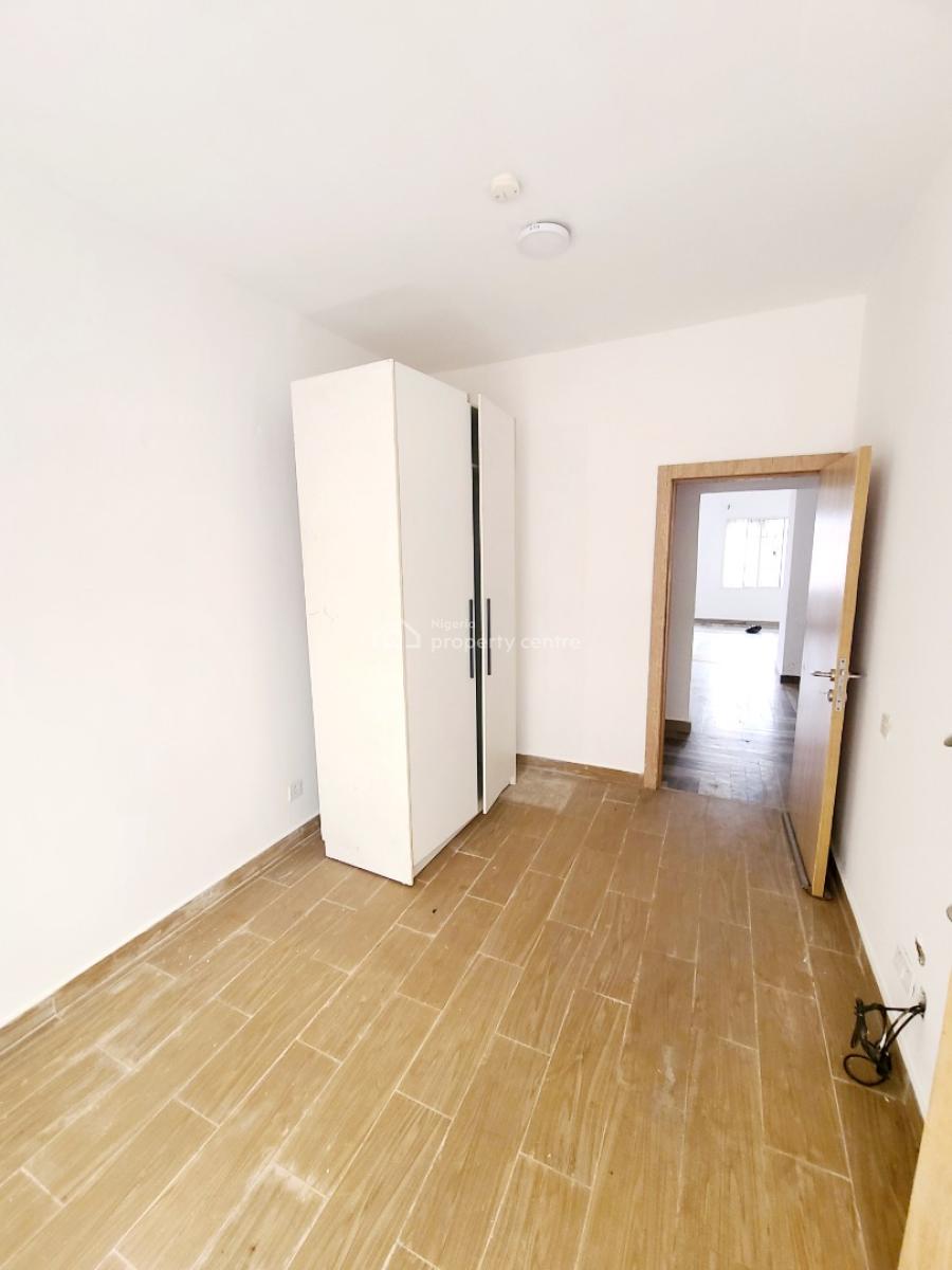 Newly Renovated 2 Bedroom Flat Serviced Apartment, Estate, Agungi, Lekki, Lagos, Flat / Apartment for Rent