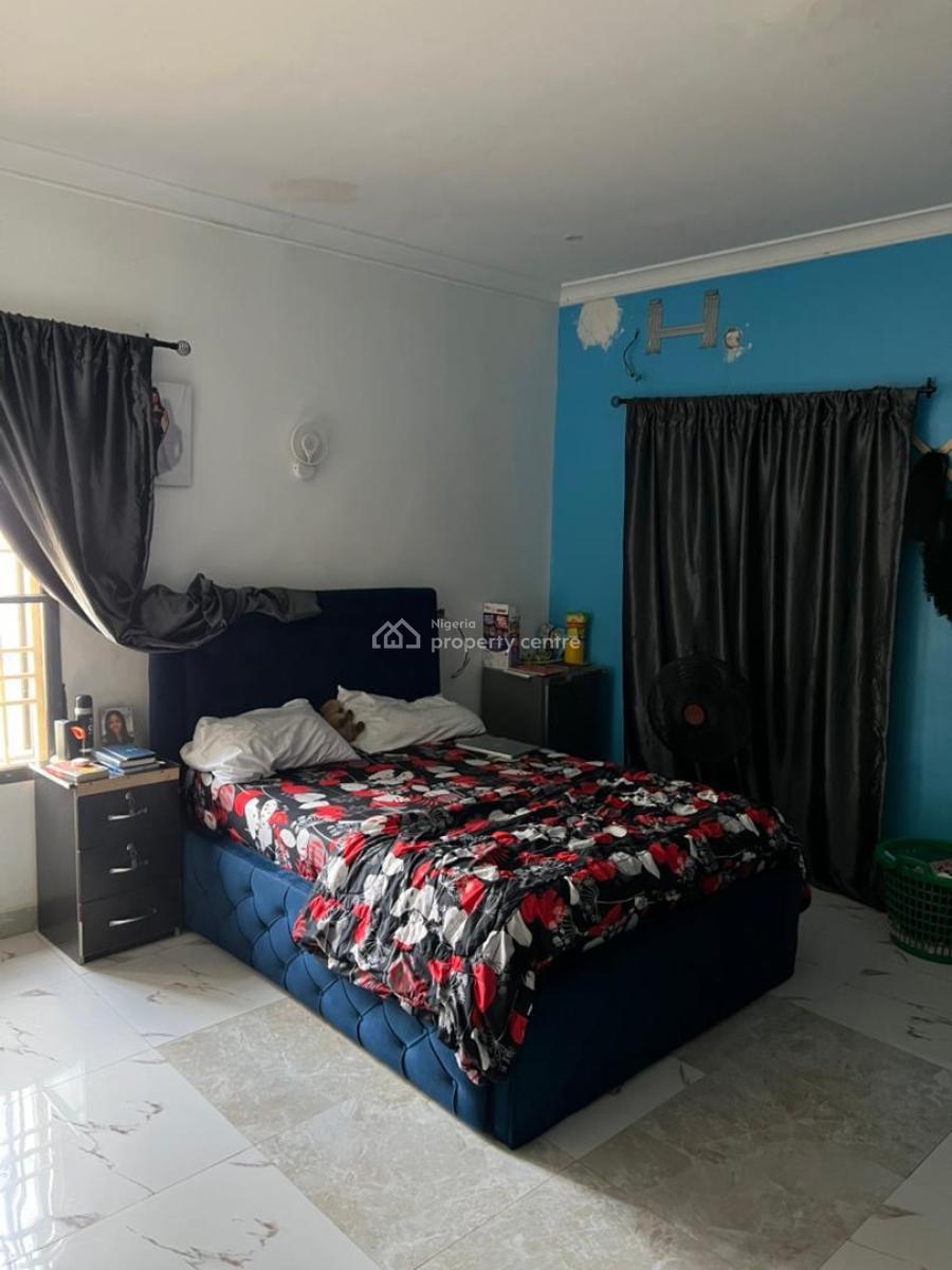 Neatly Used 5 Bedroom  Detached Duplex with a Room Bq, Off 3rd Avenue in Gwarinpa Main, Gwarinpa, Abuja, Detached Duplex for Sale