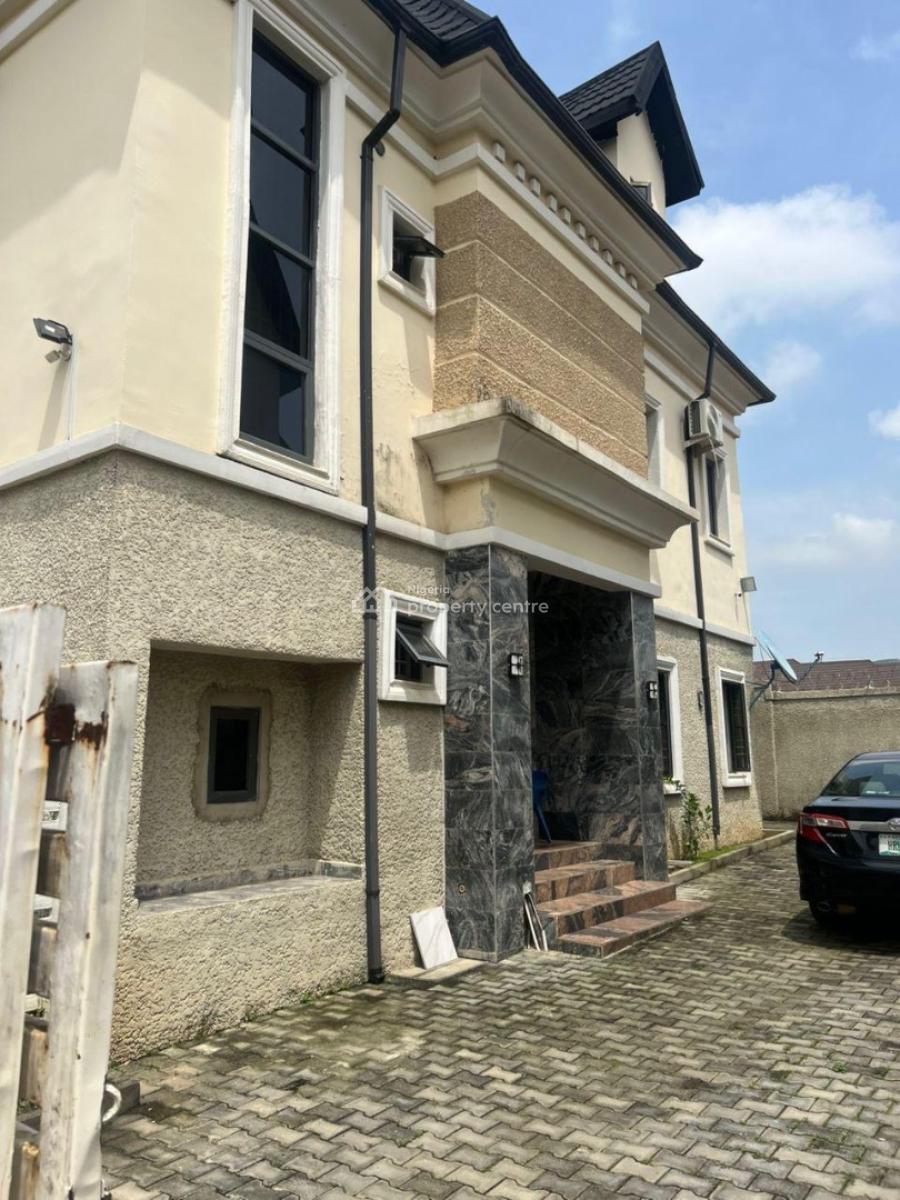 Neatly Used 5 Bedroom  Detached Duplex with a Room Bq, Off 3rd Avenue in Gwarinpa Main, Gwarinpa, Abuja, Detached Duplex for Sale