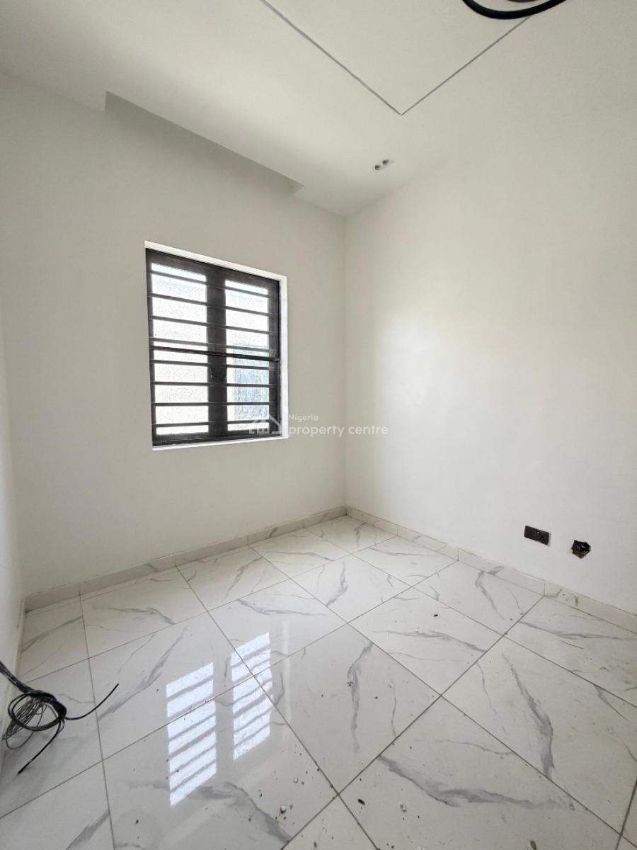 Very Affordable Exquisite 1 Bedroom Apartment in a Serene Neighborhood, New Road, Lekki, Lagos, Flat / Apartment for Sale