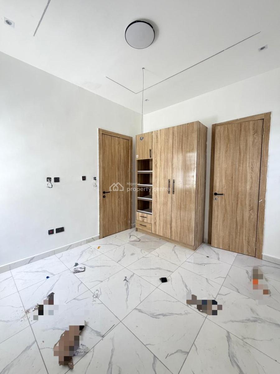 Very Affordable Exquisite 1 Bedroom Apartment in a Serene Neighborhood, New Road, Lekki, Lagos, Flat / Apartment for Sale