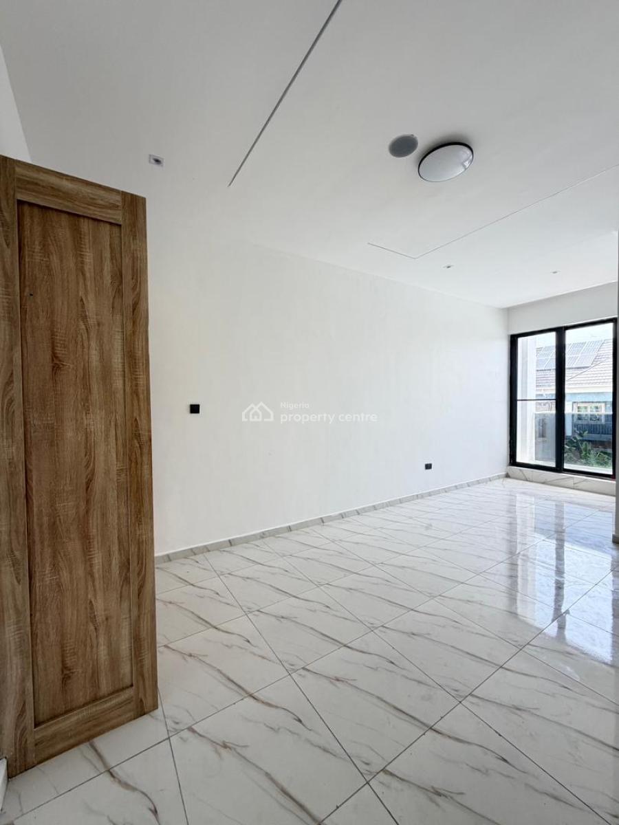 Beautifully Designed 2 Bedroom Apartment in a Cozy Neighborhood, New Road, Lekki, Lagos, Flat / Apartment for Sale