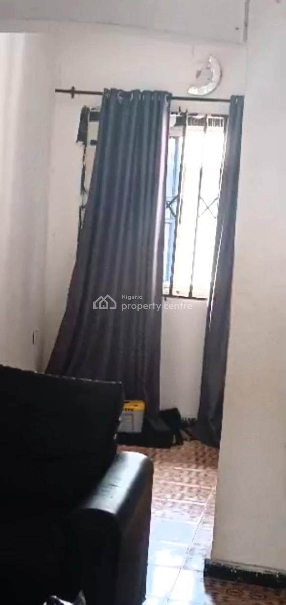 8 Unit of Room and Parlour Self Contain, Benin, Oredo, Edo, Block of Flats for Sale