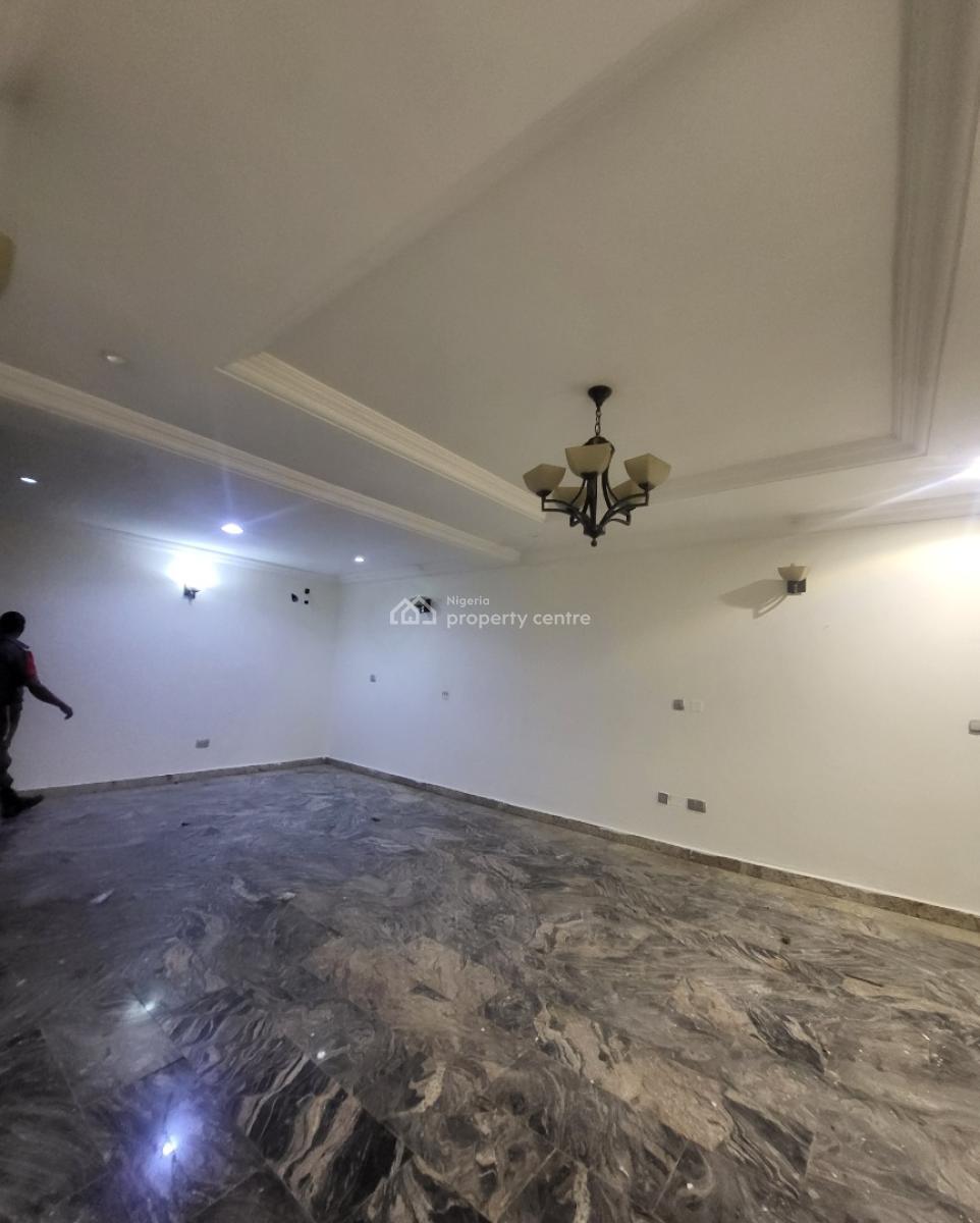 Luxurious Massive 2 Bedroom Flat, By American International School, Durumi, Abuja, Flat / Apartment for Rent