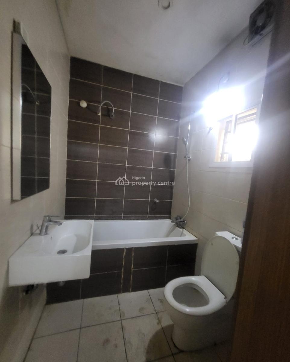 Luxurious Massive 2 Bedroom Flat, By American International School, Durumi, Abuja, Flat / Apartment for Rent