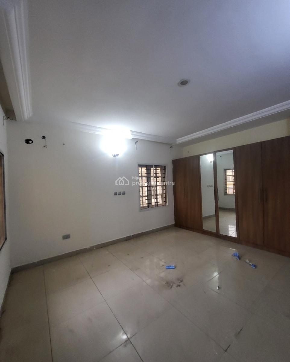 Luxurious Massive 2 Bedroom Flat, By American International School, Durumi, Abuja, Flat / Apartment for Rent
