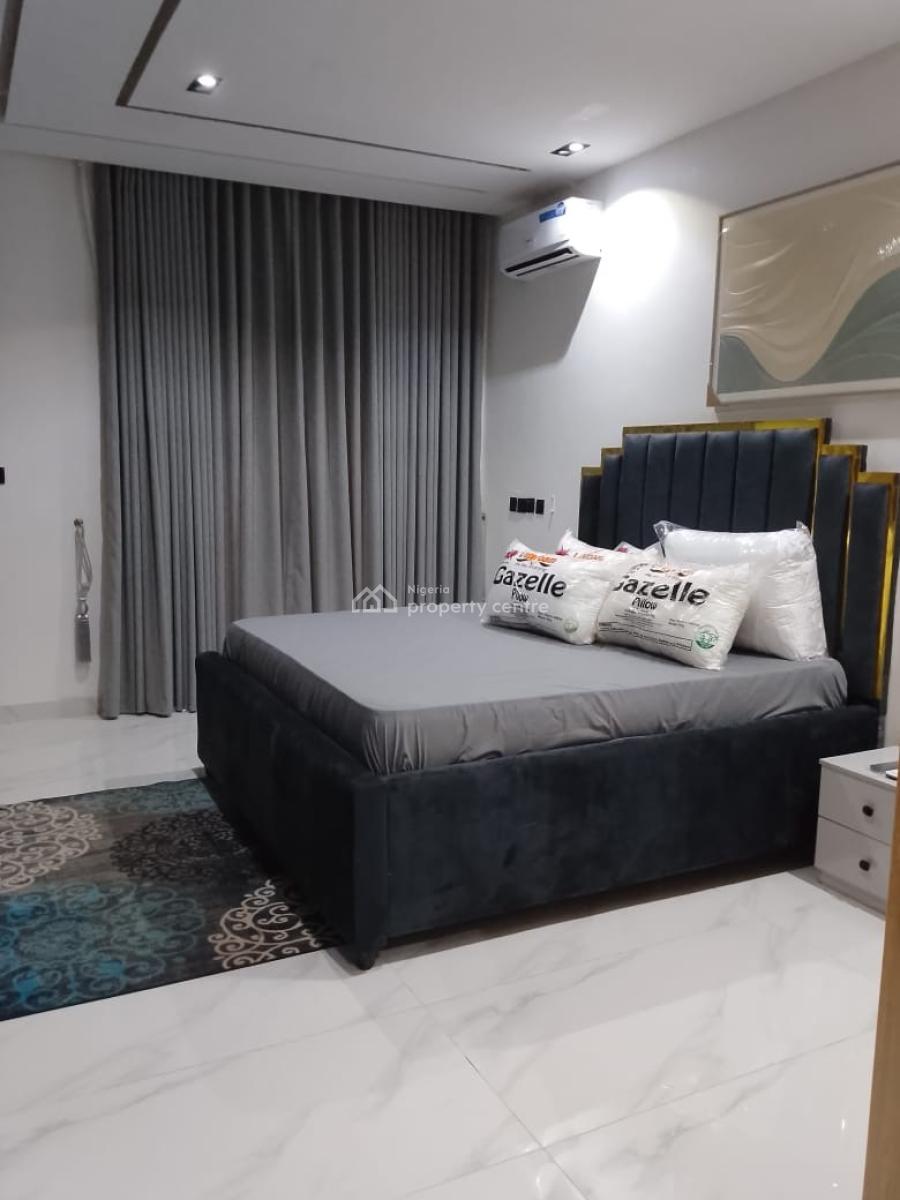 Luxury 2 Bedroom Apartment, Lekki Phase 1, Lekki, Lagos, Flat / Apartment for Rent