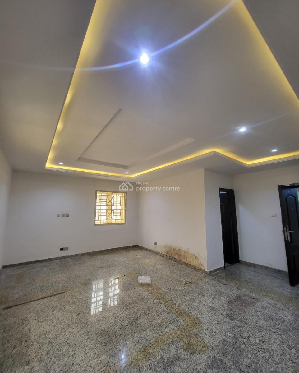 Luxurious Massive 1 Bedroom Flat, By American International School, Durumi, Abuja, Flat / Apartment for Rent