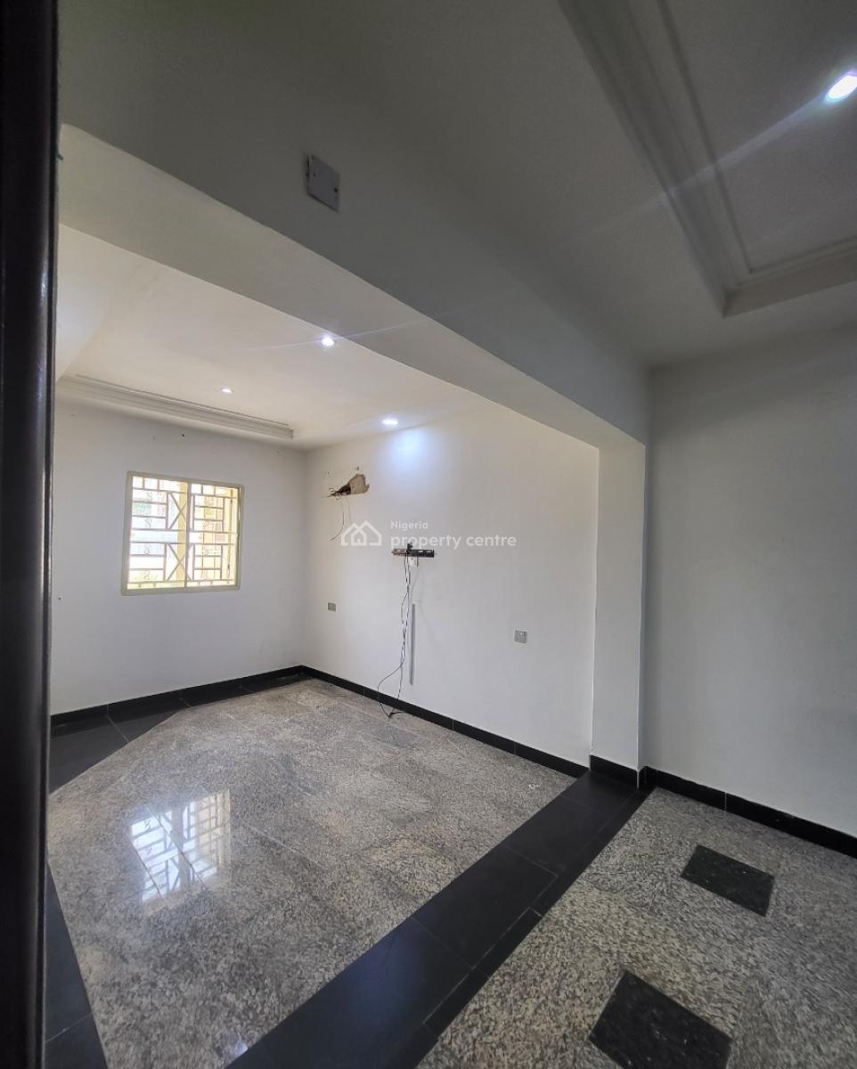 Luxurious Massive 1 Bedroom Flat, By American International School, Durumi, Abuja, Flat / Apartment for Rent